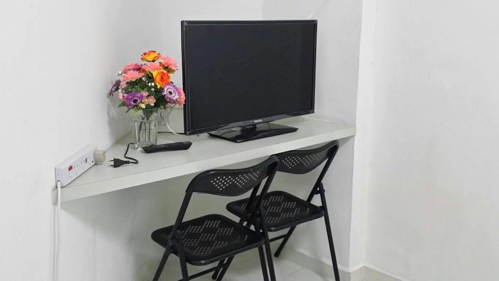 Lotus Hostel Singapore Ngoại thất bức ảnh